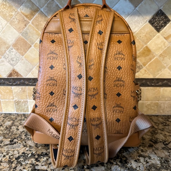 MCM Visetos Cognac Gold Studded Authentic Leather Backpack - Picture 4 of 7